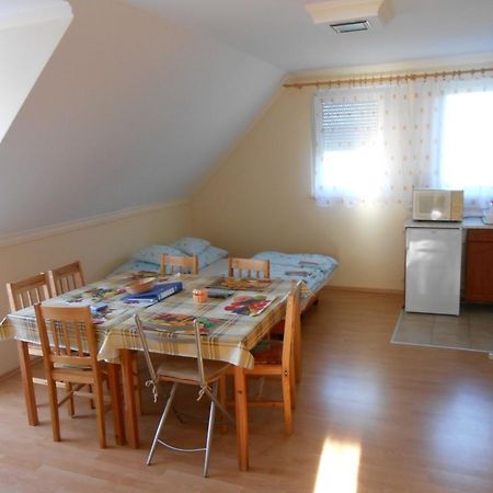 Kustanygyongye Vendeghaz Kehidakustany Διαμέρισμα Εξωτερικό φωτογραφία
